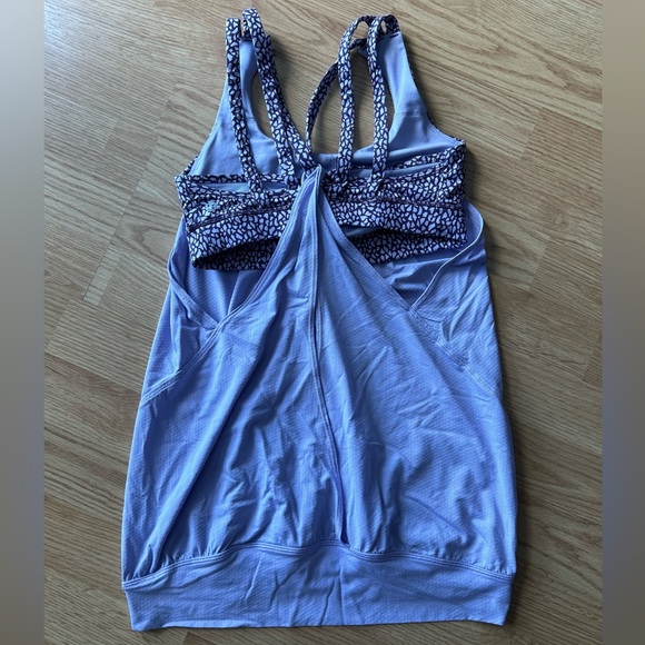 Lululemon Size 4 - Picture 3 of 5